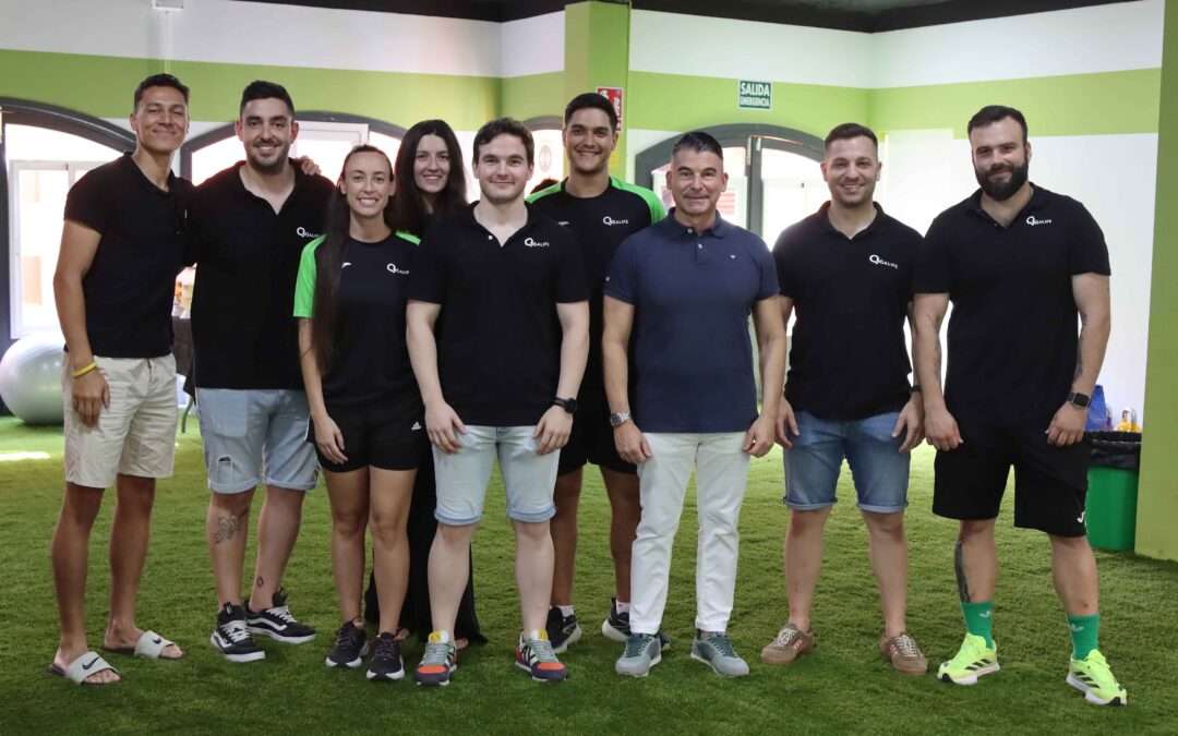 EL CONCEJAL DE SAN JAVIER ANTONIO MARCELO MARTÍNEZ ACOMPAÑA A GRUPO QUALIFE EN LA INAUGURACIÓN DE SU NUEVA SEDE EN LA MANGA